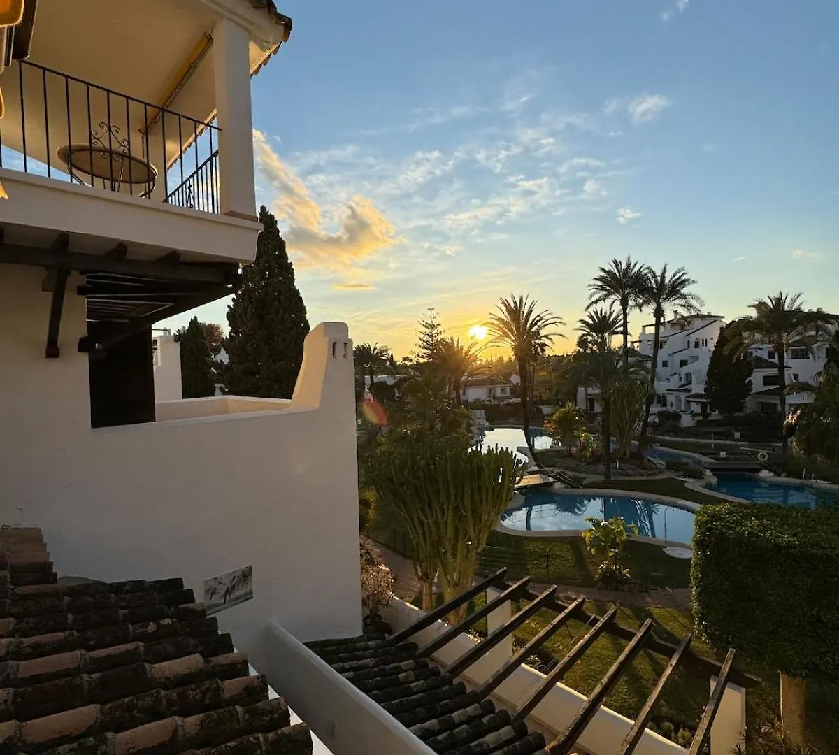 Topbeliggende Lejl I Marbella Nueva Andalucia 0*,  スペイン